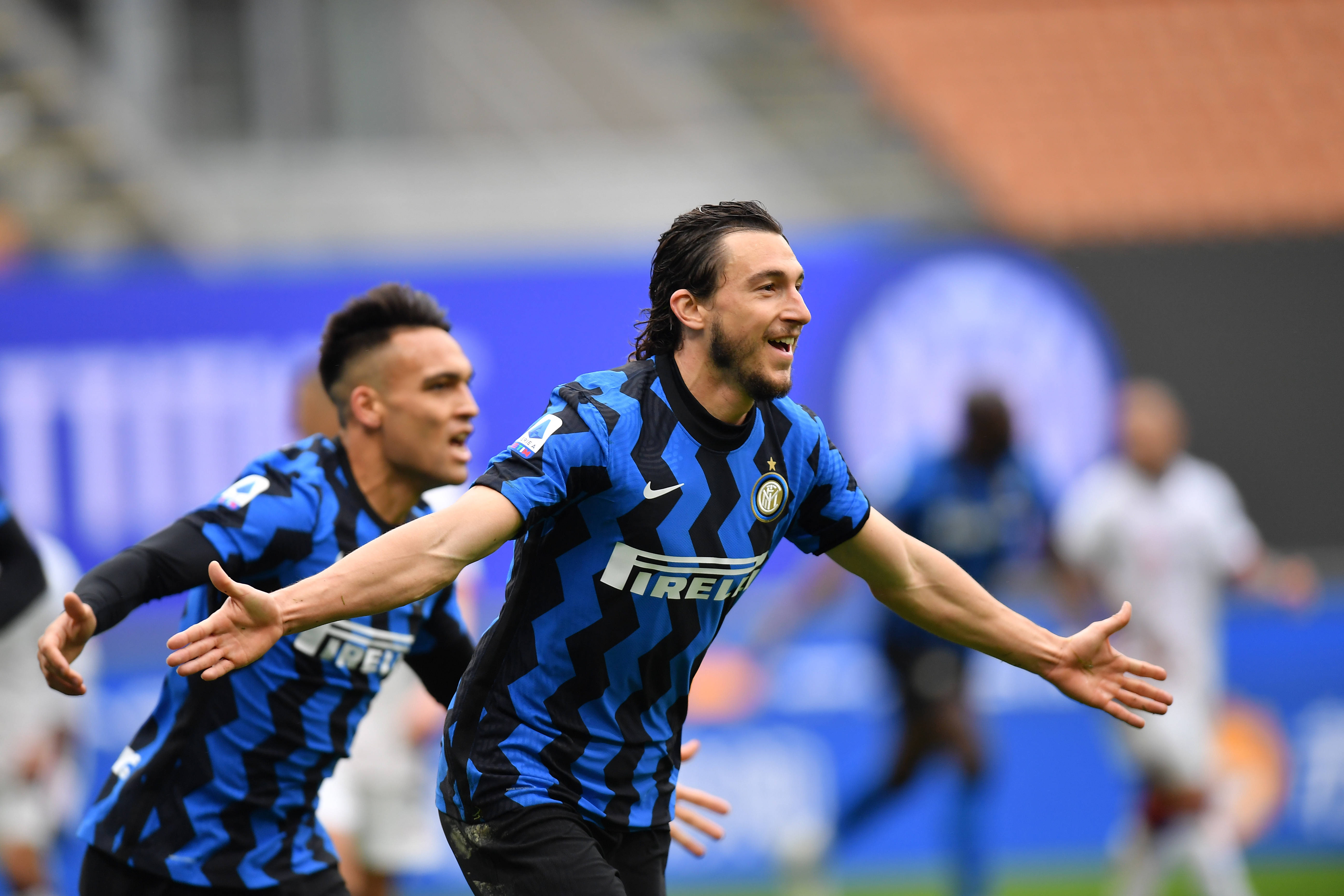 球员抢断后反击一条龙（抢断后全场一条龙反击）