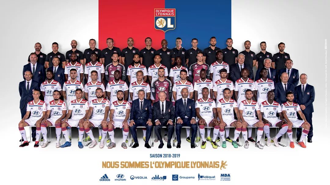 深入了解沙特？太阳报：萨拉赫和亨德森在伦敦秘密会面（太阳报：萨拉赫与亨德森伦敦密会，或为摸底沙特）