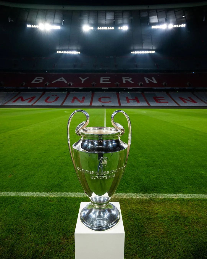 矿工足球编年史：从苏联劲旅到乌克兰流浪豪强的90年历史（漂泊与荣光：矿工队九十年，从苏联劲旅到乌克兰豪门）