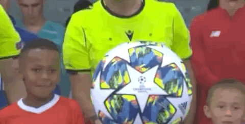 摩纳哥球迷因对球队不满而集体沉默，加拉塔萨雷反享受欢呼