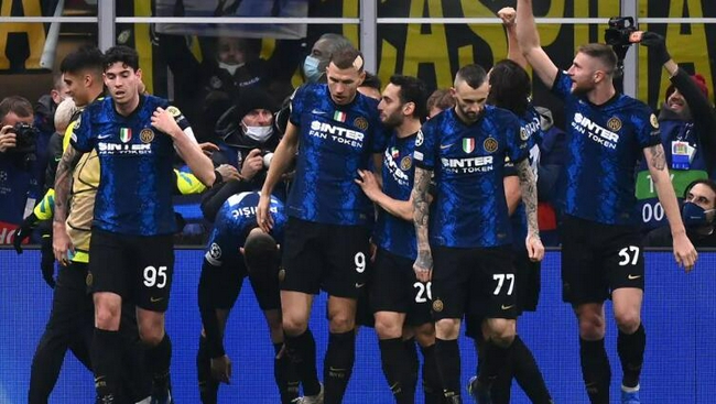 博主：广岛三箭主帅斯基伯目前并不存在去山东泰山的可能性（博主：广岛三箭主帅斯基伯暂不可能加盟山东泰山）