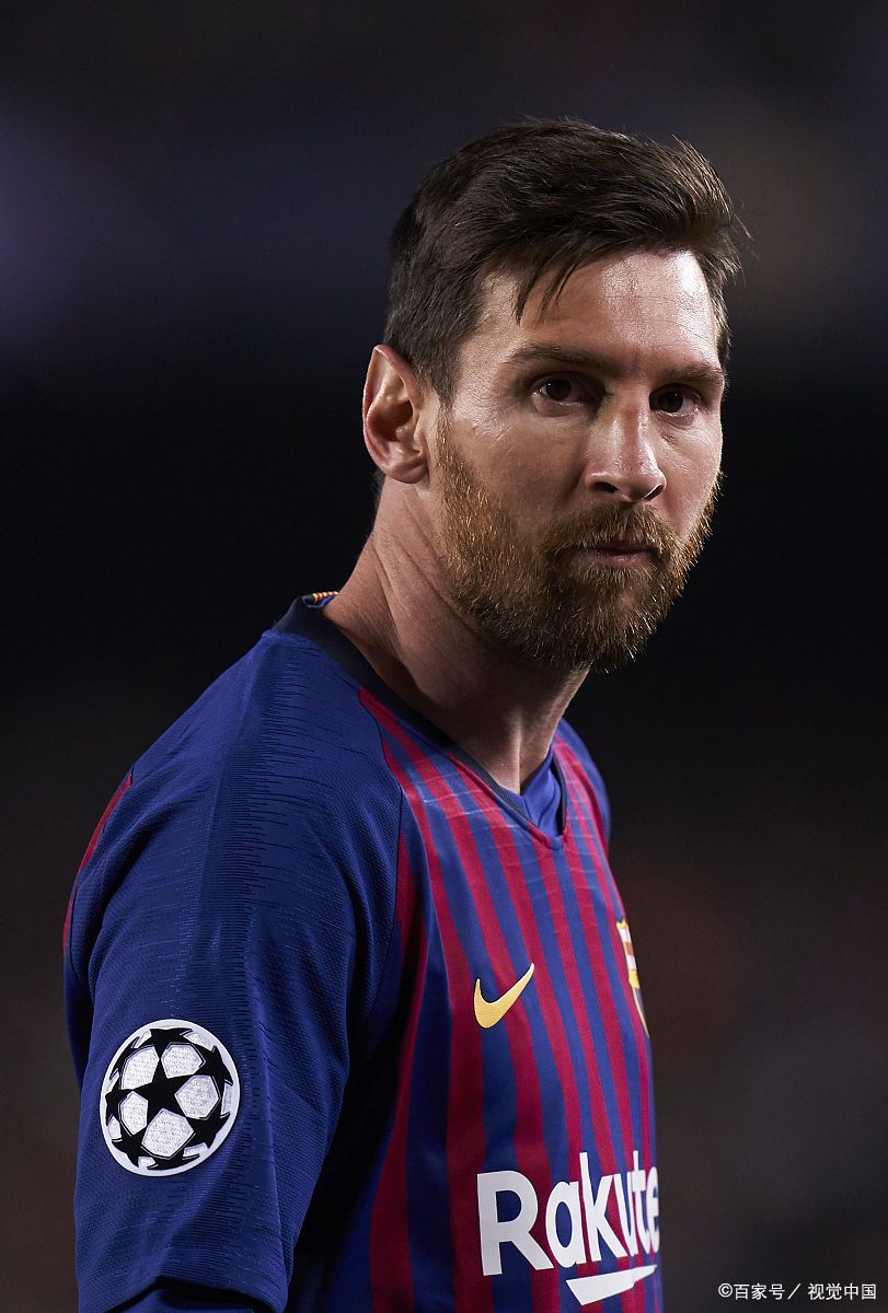 王楚钦WTT总决赛首日双赛（WTT总决赛首日，王楚钦连战两场）