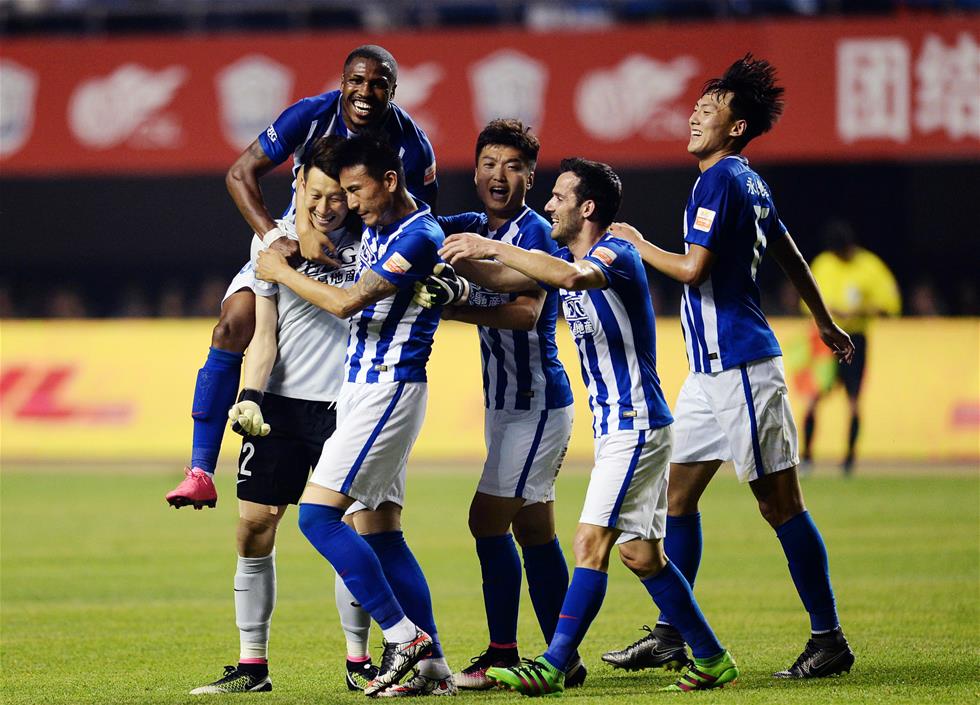 沃尔夫斯堡vs勒沃库森：马耶尔、阿诺德首发，希克、格里马尔多出战（沃尔夫斯堡对阵勒沃库森：马耶尔、阿诺德先发，希克、格里马尔多登场）