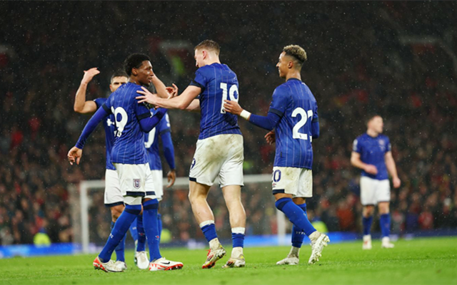 皇马后卫伤6个停2个，下轮西甲或只有2名正印一线队后卫可用（皇马后防告急：6伤2停，下轮西甲恐仅两名一线队正牌后卫可出战）