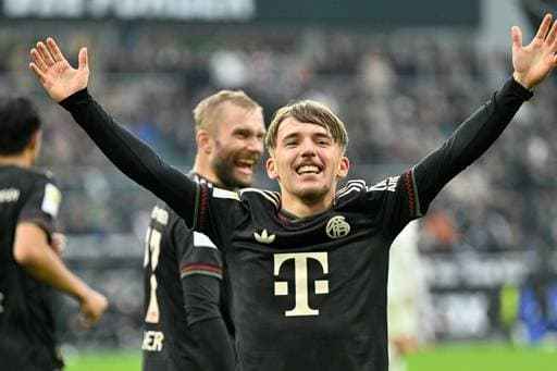 里维拉：10号位球员已经消失；莱奥非常出色应该让他安静踢球（里维拉：传统10号已成历史；莱奥天赋异禀，应让他安静踢球）